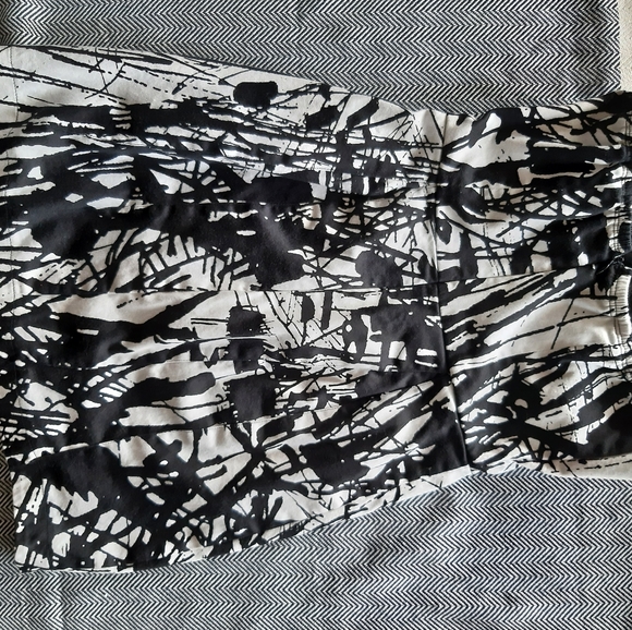 Forever 21 strapless mini - Picture 3 of 7